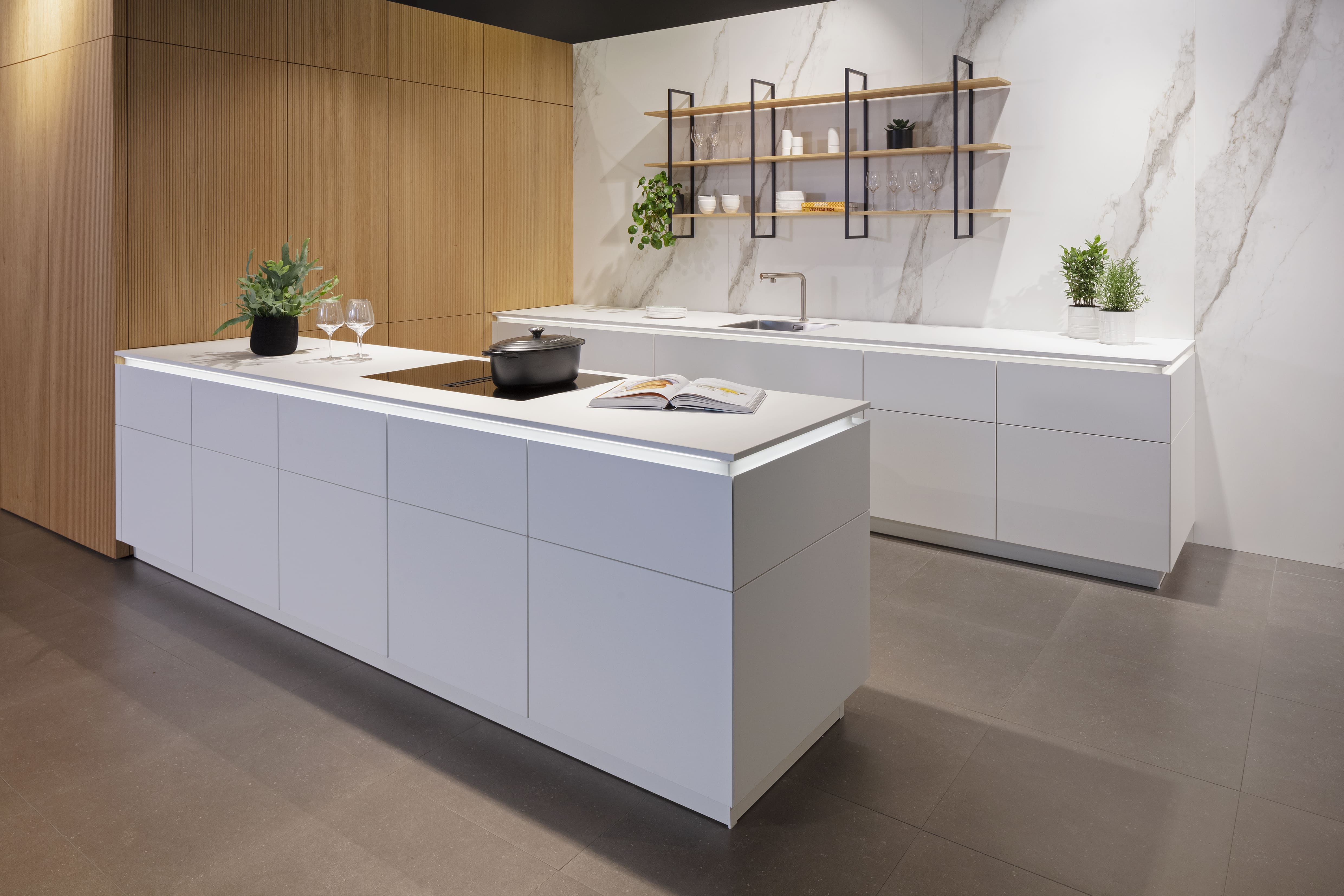 Leicht Bossa Alpineiche